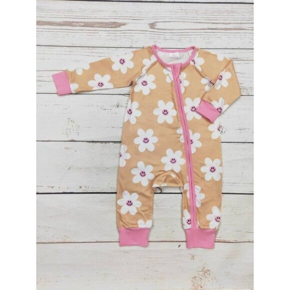 Baby Smiley Flower Zip Sleeper: 2T - Picture 1 of 1